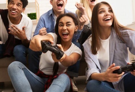 teens playing games